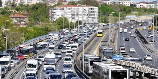 İstanbul yeni normalle “normalleşiyor”