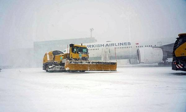 İstanbul uçuşlar başladı mı? İstanbul uçak seferleri ne zaman başlayacak?