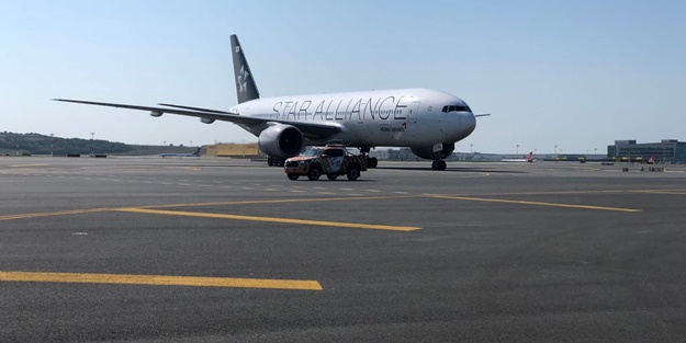 İstanbul uçuşlarını yeniden başlattılar