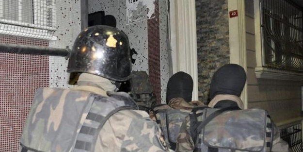 İstanbul'da eş zamanlı operasyon