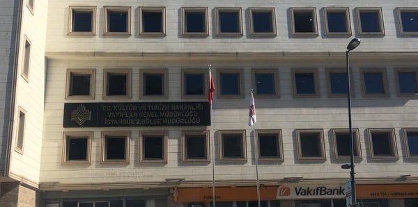 İSTANBUL VAKIFLAR 2.BÖLGE MÜDÜRLÜĞÜNDEN İHALE İLANI