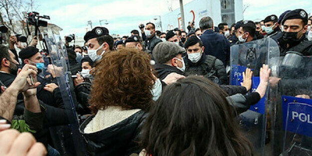 İstanbul Valiliği açıkladı: O vandallar yakalandı!