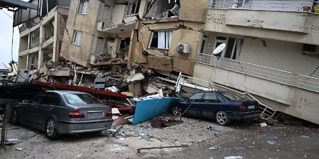 İstanbul Valiliği duyurdu... İşte deprem bölgesine gönderilen yardımlar