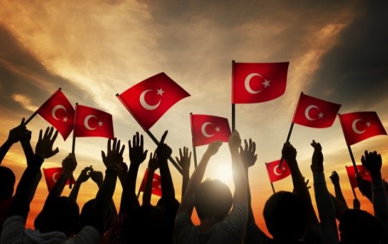 İstanbul Valiliği'nden bayrak çağrısı!