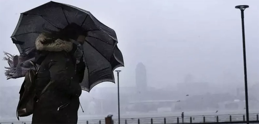 İstanbul Valiliği’nden fırtına açıklaması geldi!