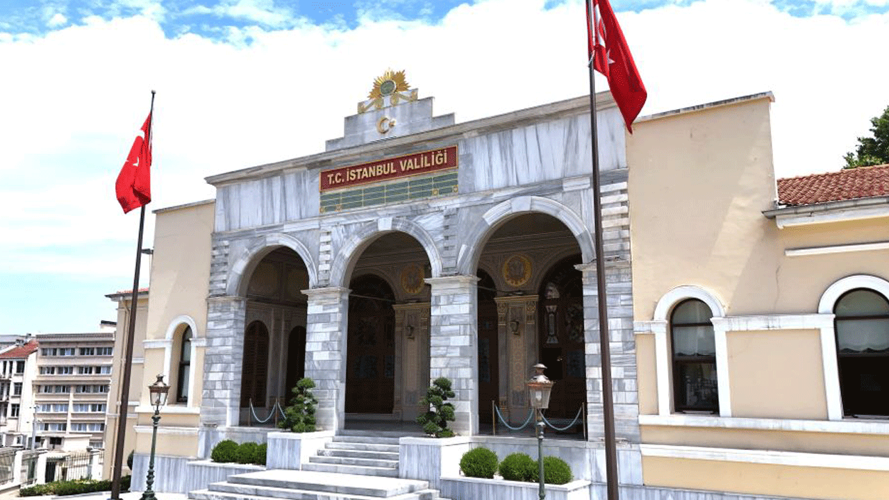 İstanbul Valiliğinden yıkılan bina açıklaması