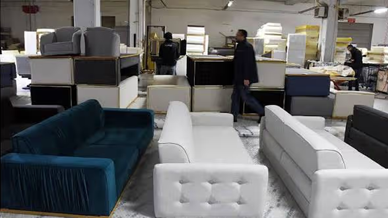 İstanbul Yenibosna'da öğrencilere mobilya indirimi