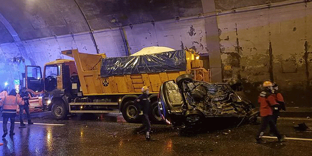 İstanbul yolu trafiğe kapatıldı!