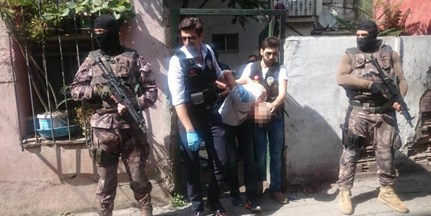 İstanbul'da 4 adrese uyuşturucu baskını!