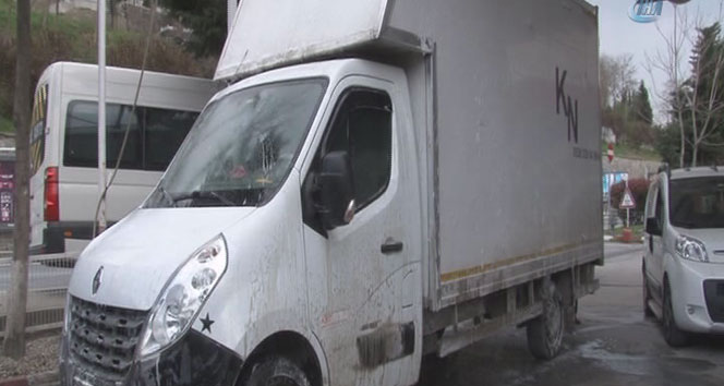 İstanbul'a çamur yağınca oto yıkamacılar fazla mesai yaptı