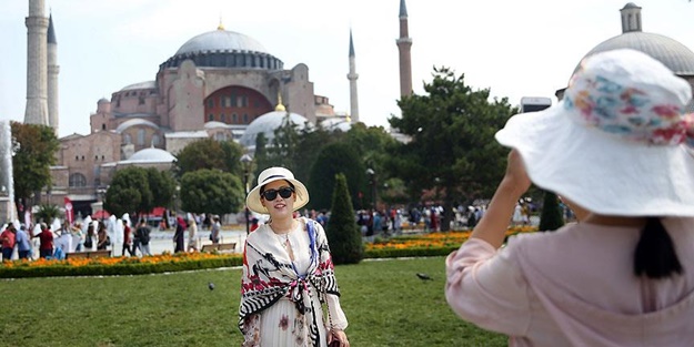 İstanbul'a gelen turist sayısı açıklandı