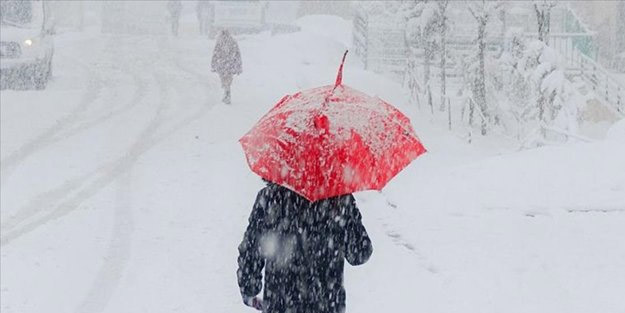 İstanbul'a kar ne zaman yağacak? Uzman isim: Bu kez hem tarih hem uyarı verdi! O gün, o saat trafiğe çıkmayın!