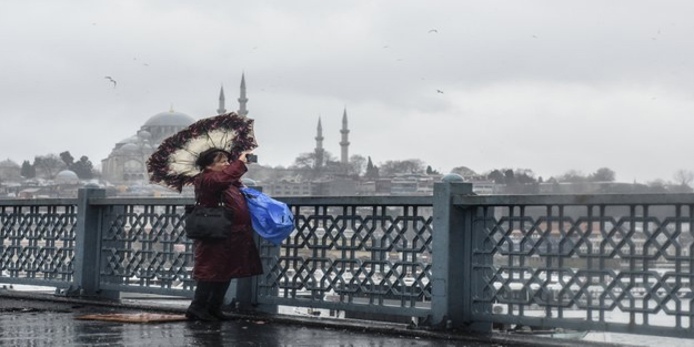 İstanbul'a yağmur yağacak mı? İstanbul hafta sonu hava durumu