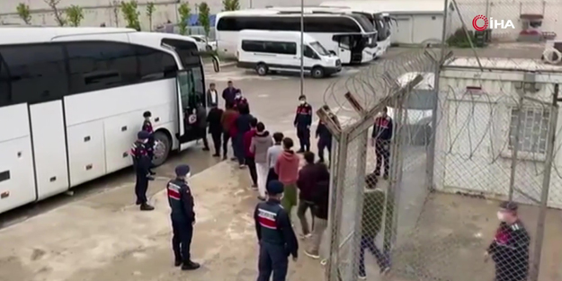 İstanbul’da 1 günde 449 göçmen yakalandı