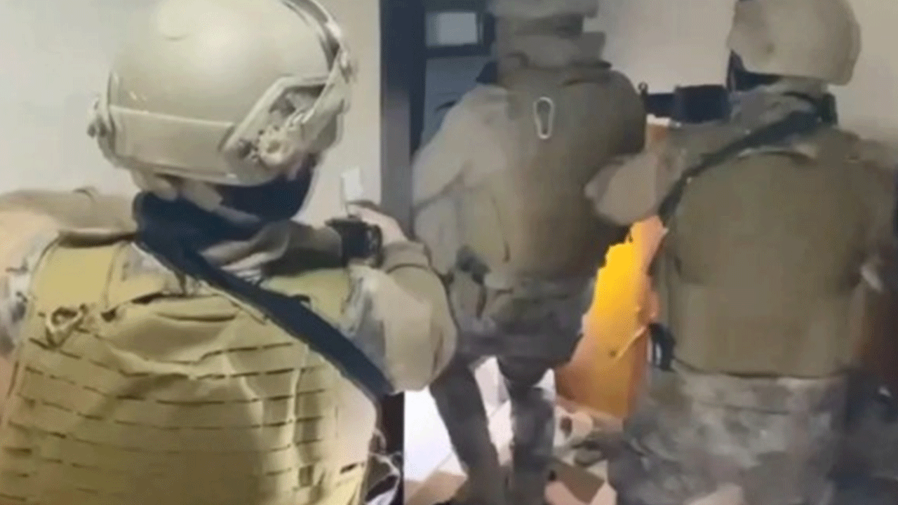 İstanbul'da 12 ilçeye baskın düzenlendi: 67 kişi paketlendi!