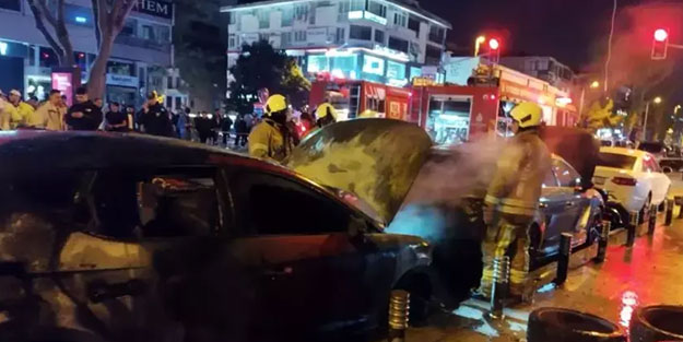 İstanbul'da 2 araç alev alev yandı