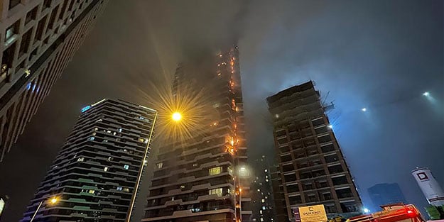 İstanbul'da 24 katlı binada yangın korkutan yangın