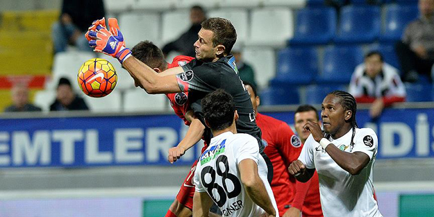 Paşa'ya yan bakılmıyor!