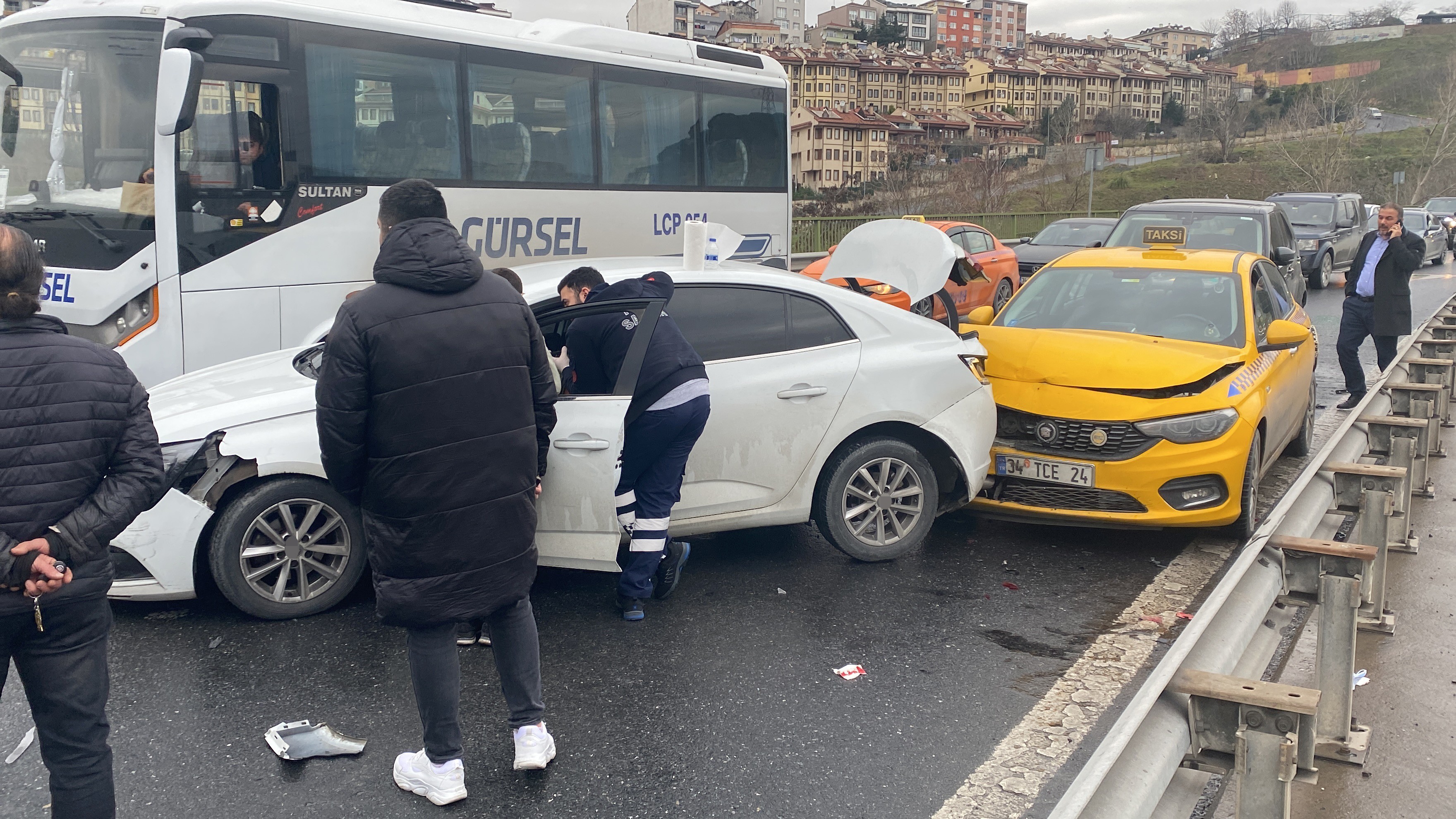  İstanbul’da 5 araçlı zincirleme kaza