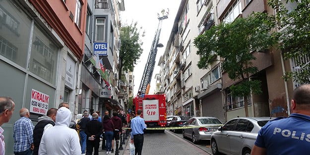 İstanbul'da 5 katlı binada korkutan yangın