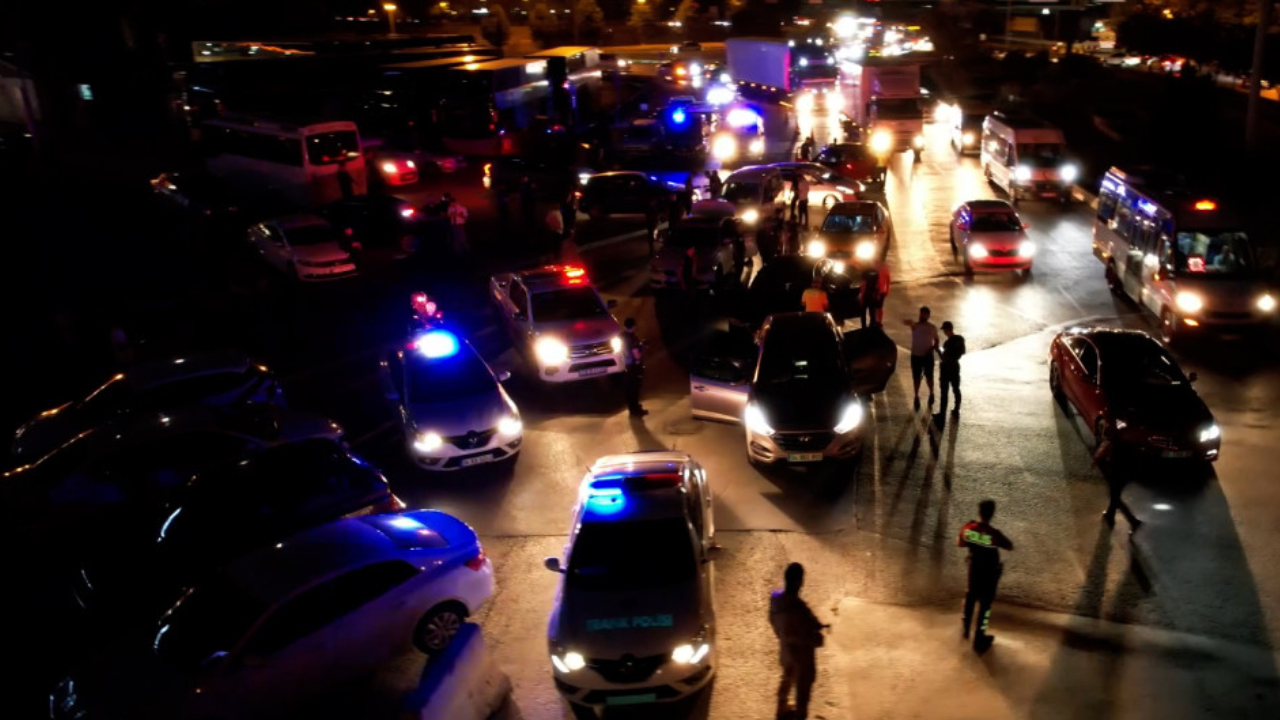 İstanbul'da 550 gözaltı!