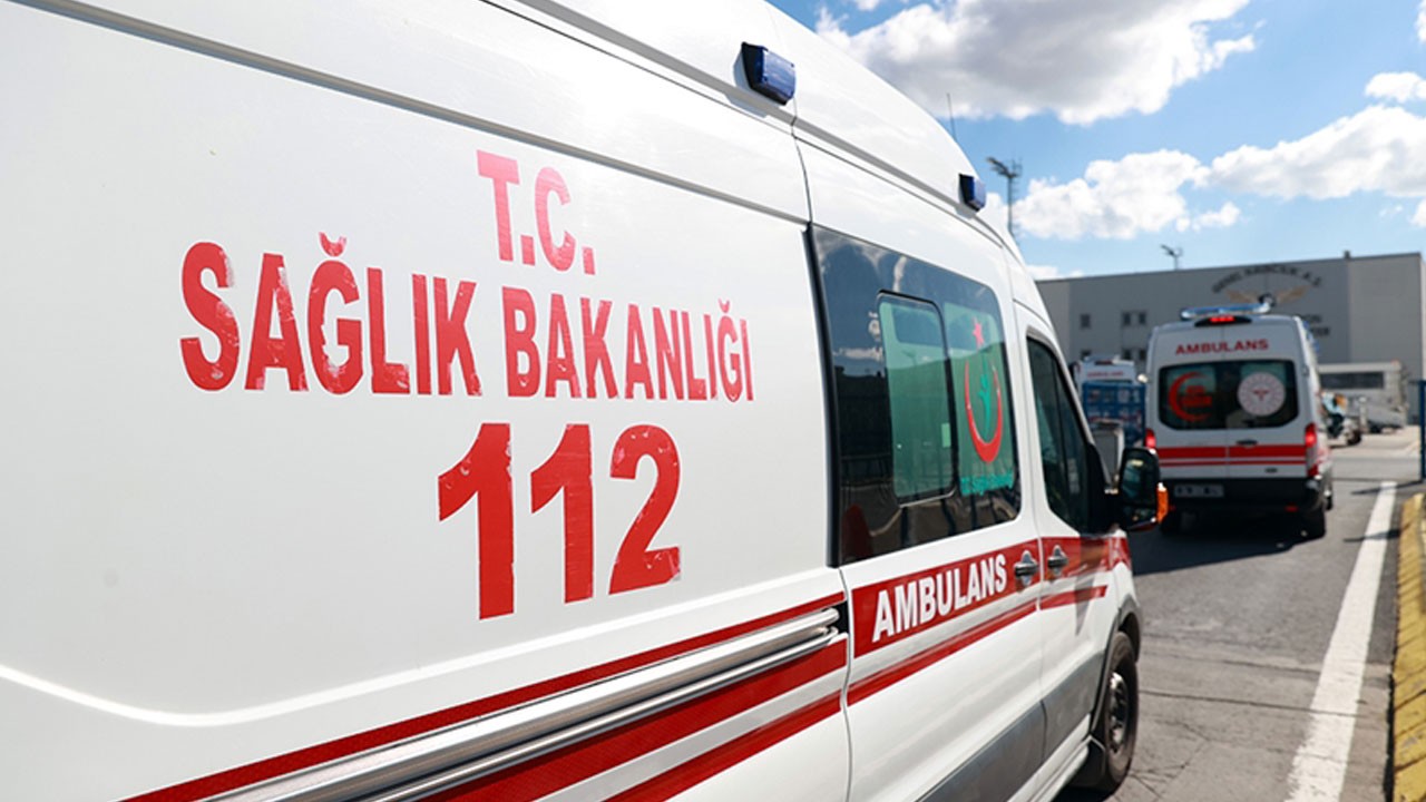 İstanbul’da ambulanslarla ilgili yeni dönem! “Lütfen yol verin” uyarısı radyolardan duyulacak