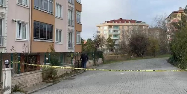İstanbul'da apartmanın önünde el bombası bulundu!