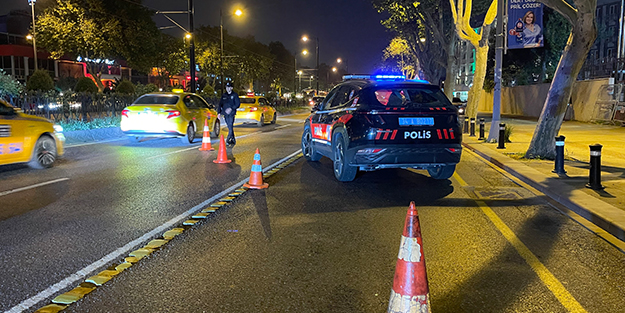 İstanbul'da araçlar didik didik arandı!