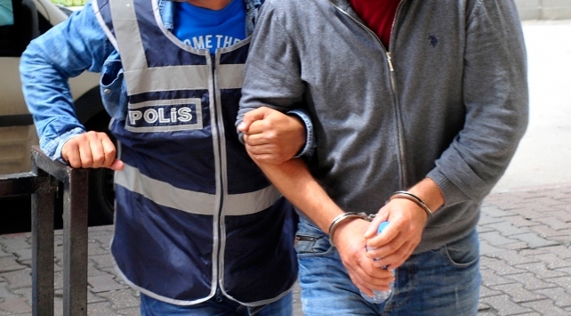 İstanbul'da ATM dolandırıcıları suçüstü yakalandı