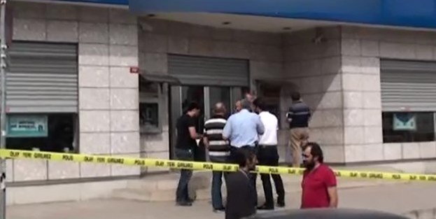 İstanbul'da banka soygunu kanlı bitti /VİDEO