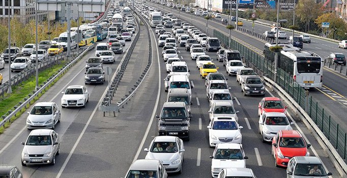 İstanbul'da bazı yollar bugün trafiğe kapatılacak