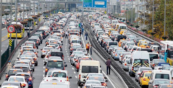 İstanbul'da bazı yollar trafiğe kapatılacak
