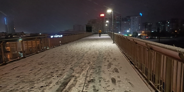 İstanbul’da beklenen kar yağışı başladı