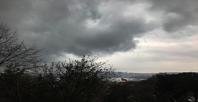 İstanbul'da beklenen yağış başladı