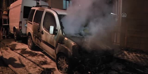 İstanbul'da bir otomobil kundaklama olayı daha!