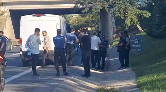 İstanbul'da bomba alarmı! Polis olay yerinde!