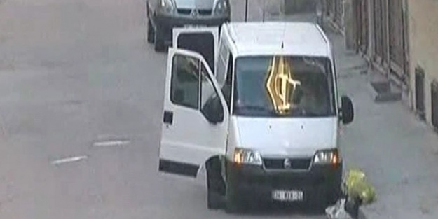 İstanbul'da bombalı araç paniği!