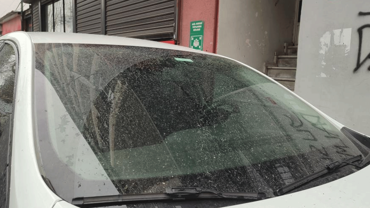 İstanbul'da çamur yağdı