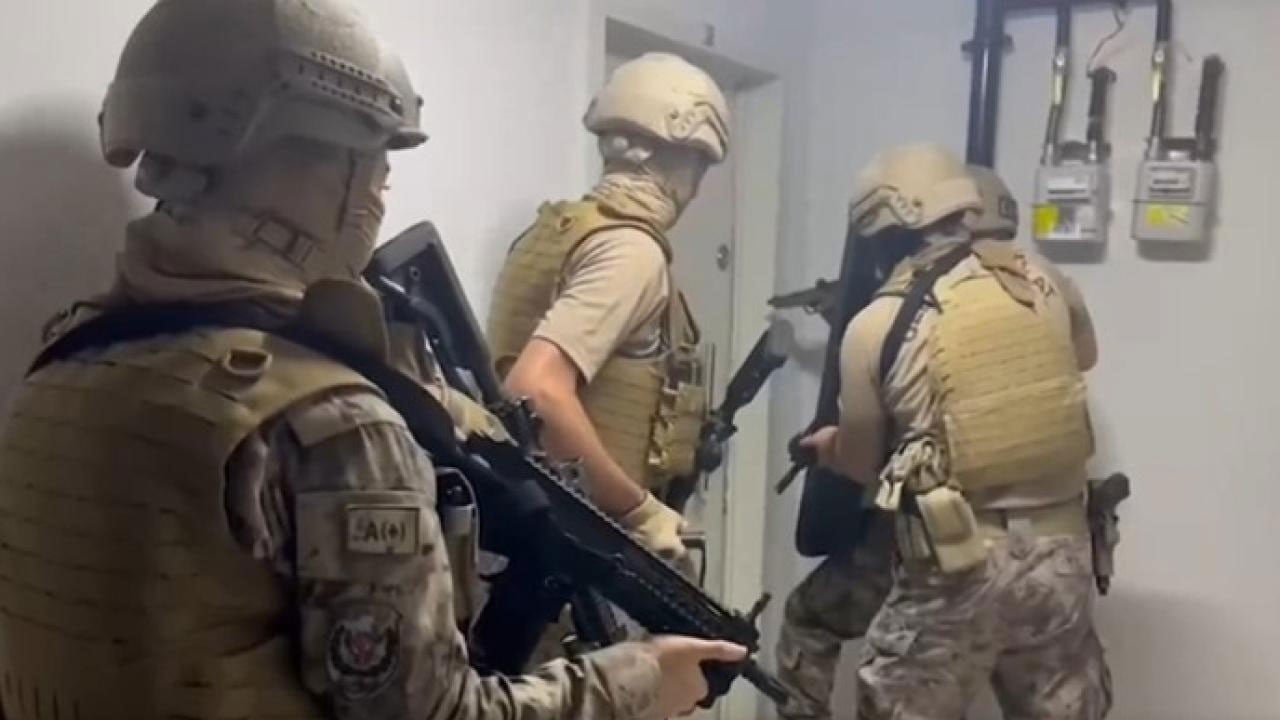 İstanbul’da DEAŞ operasyonu! 14 kişi paketlendi