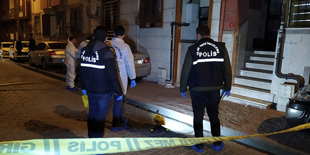 İstanbul'da dehşet anları! İki apartmana EYP atıldı