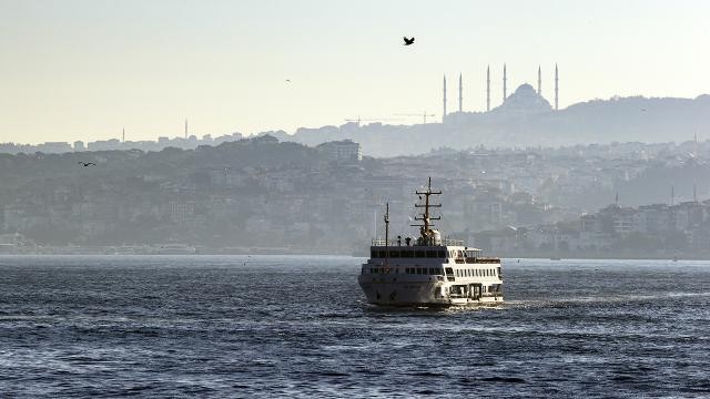 İstanbul'da deniz ulaşımına lodos engeli