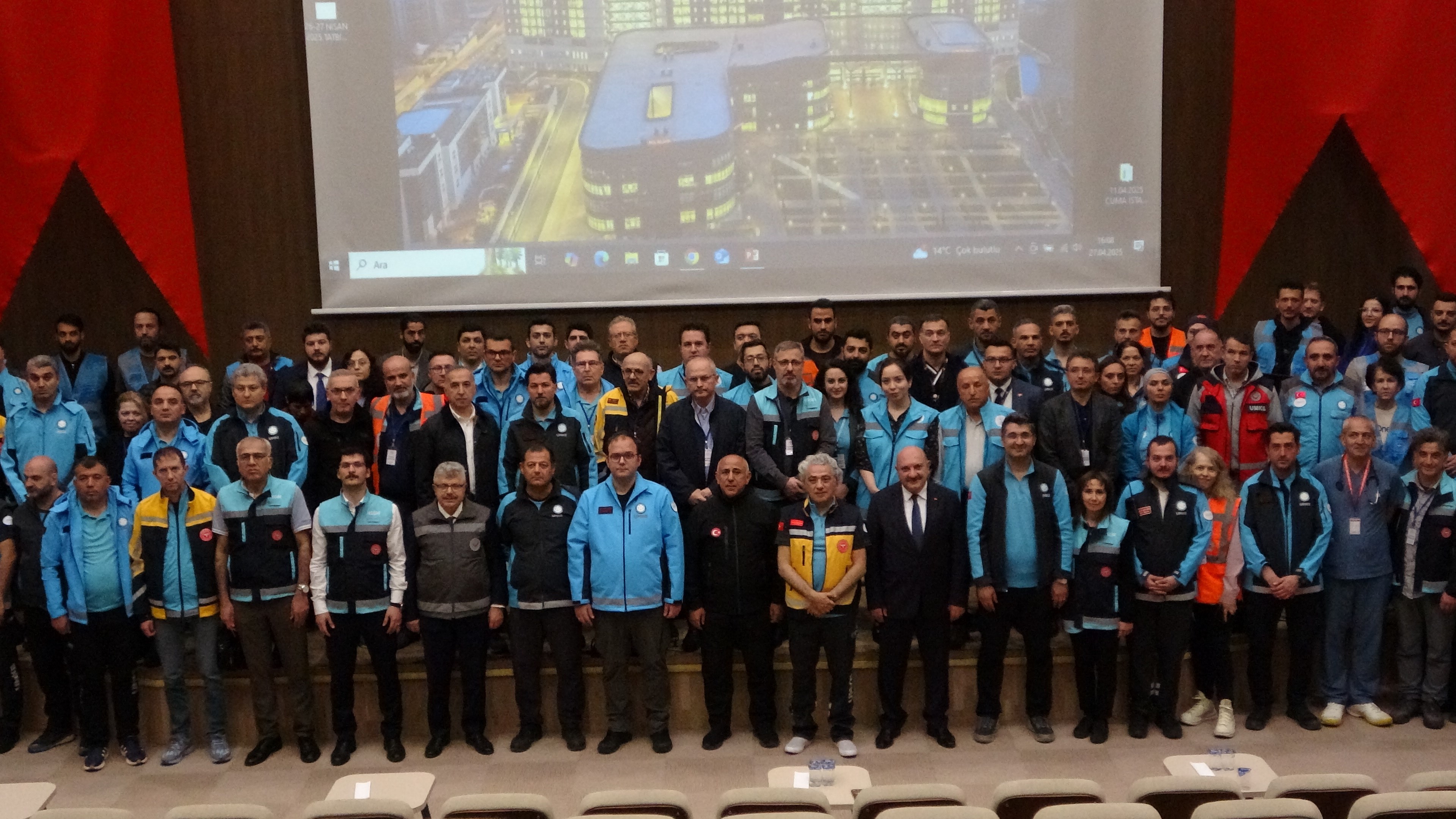 İstanbul'da deprem tatbikatı! 8 ilçede aynı anda uygulandı