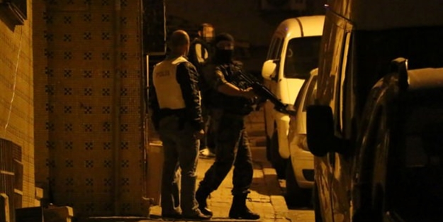 İstanbul'da dev operasyon: Gözaltılar var