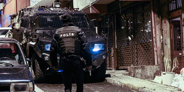 İstanbul'da dev operasyon... Yüzlerce kişi gözaltına alındı