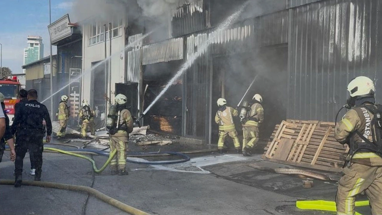 İstanbul'da fabrika yangını
