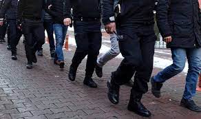 İstanbul'da FETÖ operasyonu: 30 şüpheli yakalandı