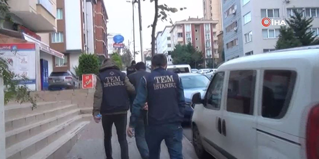 İstanbul'da FETÖ'nün hücre evlerine operasyon: 8 tutuklama