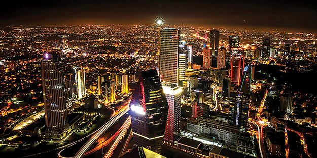 İstanbul'da flaş deprem kararı! 39 ilçeye 39 vali görevlendirildi