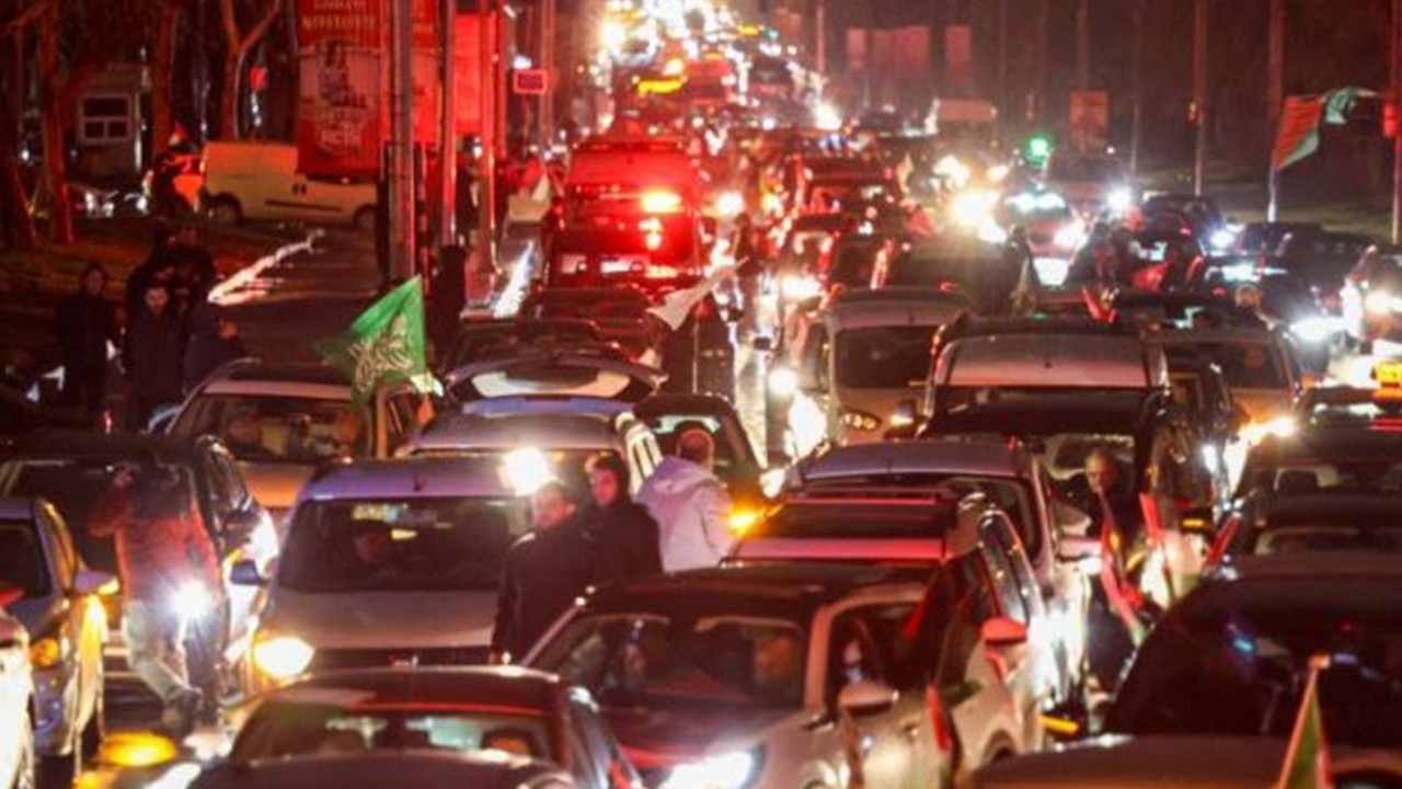 İstanbul’da, Gazze’ye destek için büyük araç konvoyu düzenlendi