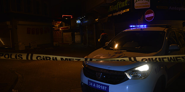 Gecenin sessizliğini bozan silahlı kavgada kan döküldü
